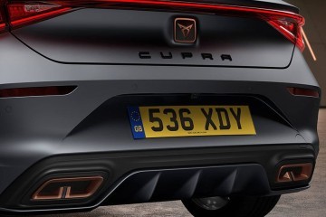 rear-bumper-and-registration-plate-of-cupra-leon.jpg.jpg