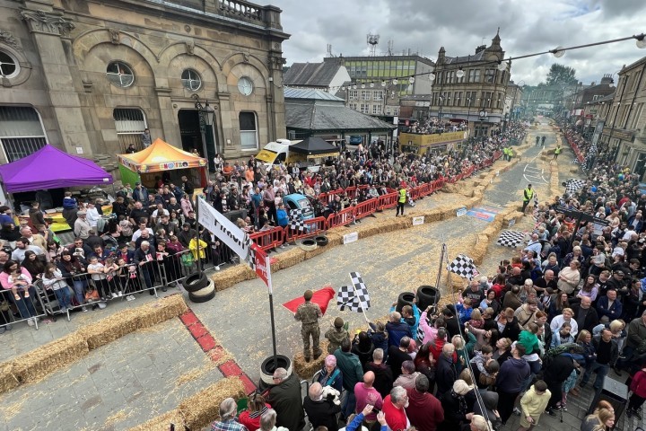 OVER 18000 PEOPLE ATTENDED THE SOAPBOX CHALLENGE IN ACCRINGTON LAST YEAR.jpg.jpg