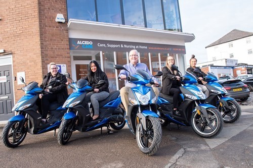 l-to-r-robyn-bamber-holly-beddoe-andy-boardman-vanessa-collins-and-sophie-emmerson.jpg